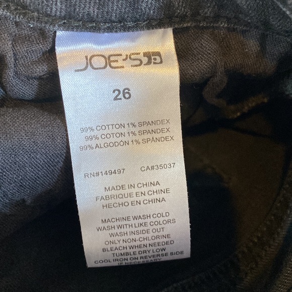 Joe’s Jeans raw hem jean shorts size 26 - Picture 7 of 9